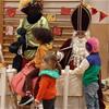 Sint en Piet op school